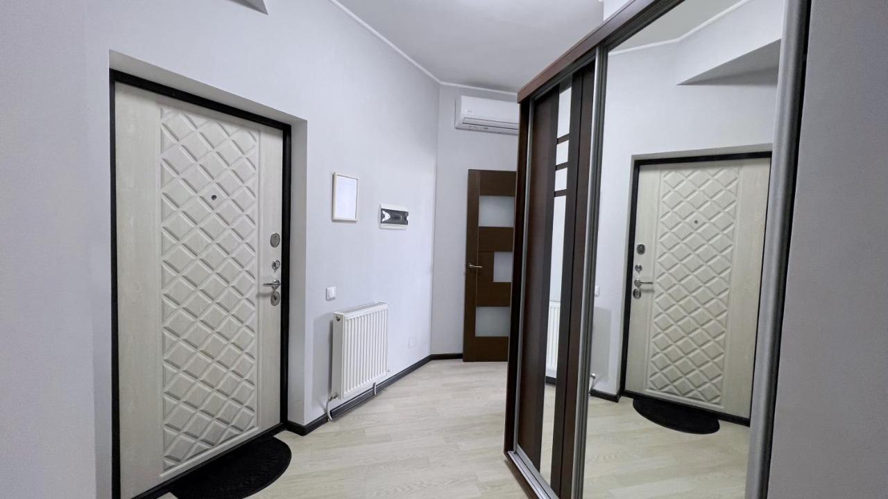 Comfortable Apartment With A Panoramic View Κισινάου Εξωτερικό φωτογραφία